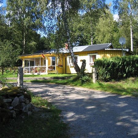 Villa Almagarden Lantlig Miljoe Svängsta Habitación foto