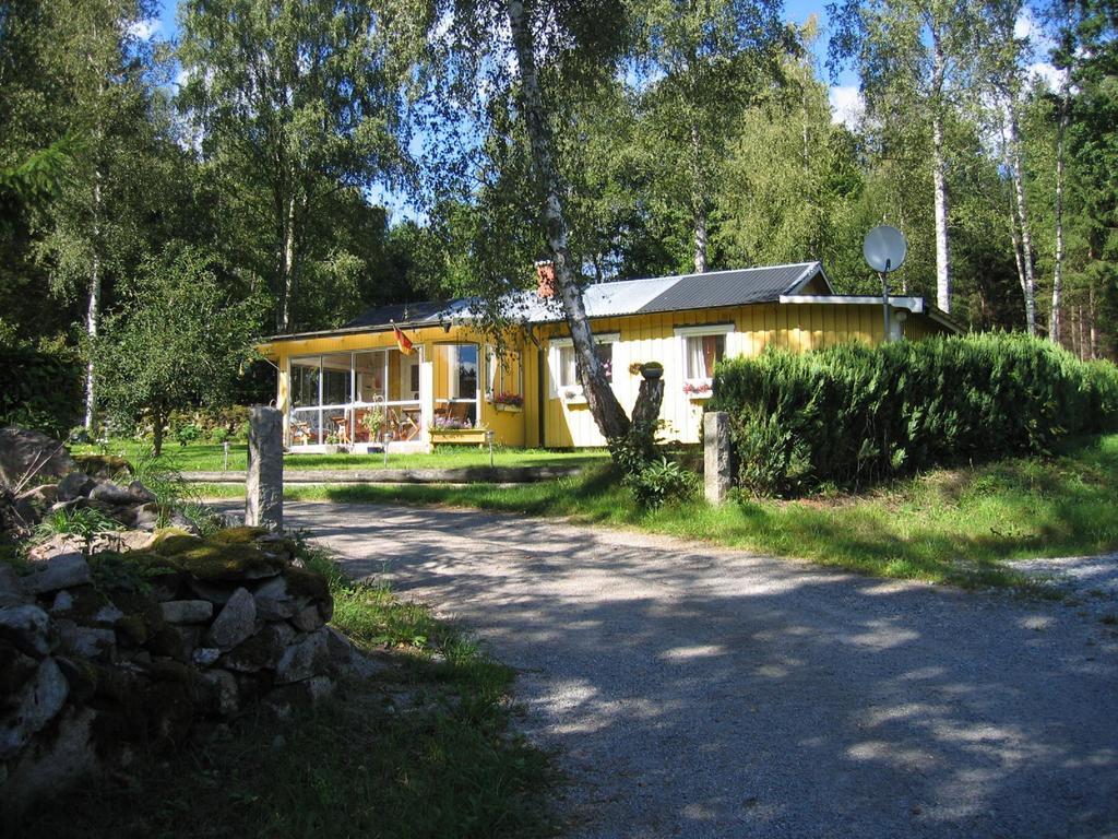 Villa Almagarden Lantlig Miljoe Svängsta Habitación foto
